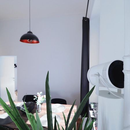 Inner City Design Loft Innsbruck Bagian luar foto