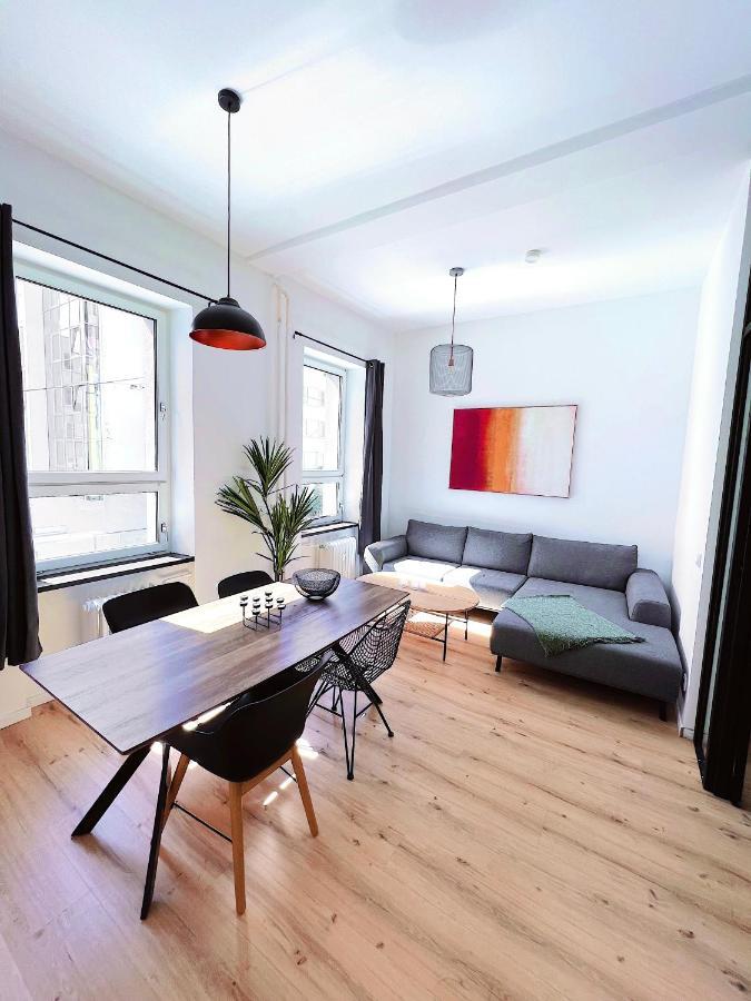 Inner City Design Loft Innsbruck Bagian luar foto
