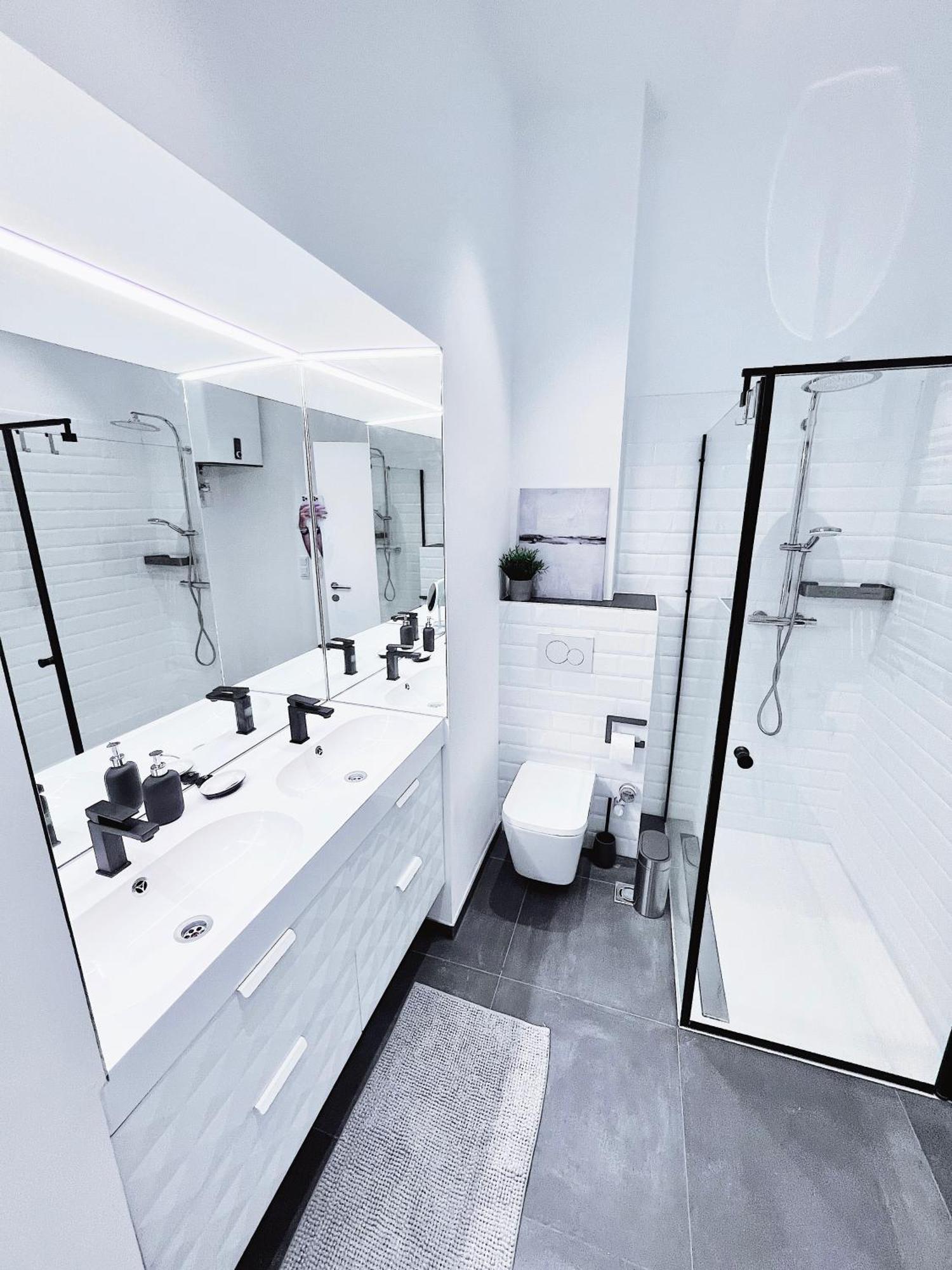 Inner City Design Loft Innsbruck Bagian luar foto