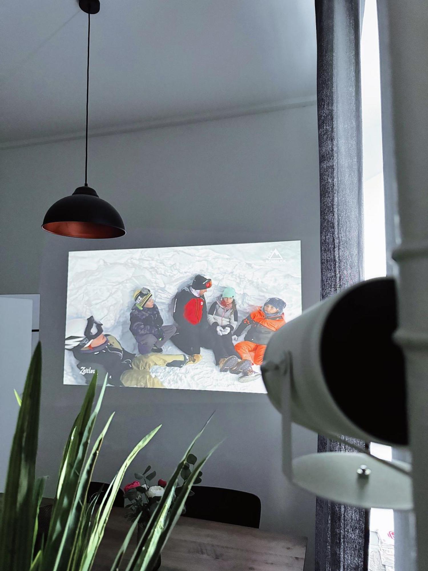 Inner City Design Loft Innsbruck Bagian luar foto